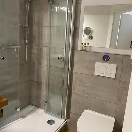 Bei Freiburg * Holzhausen (Breisgau-Hochschwarzwald)